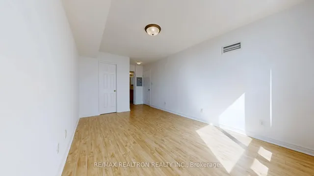Additional property image - 28 Empress Ave Unit 505