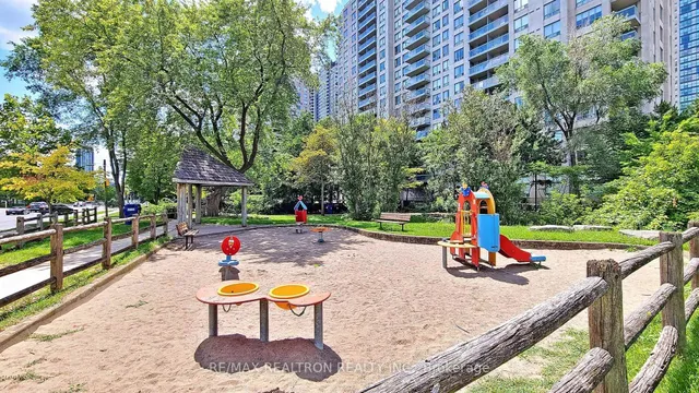 Additional property image - 28 Empress Ave Unit 505