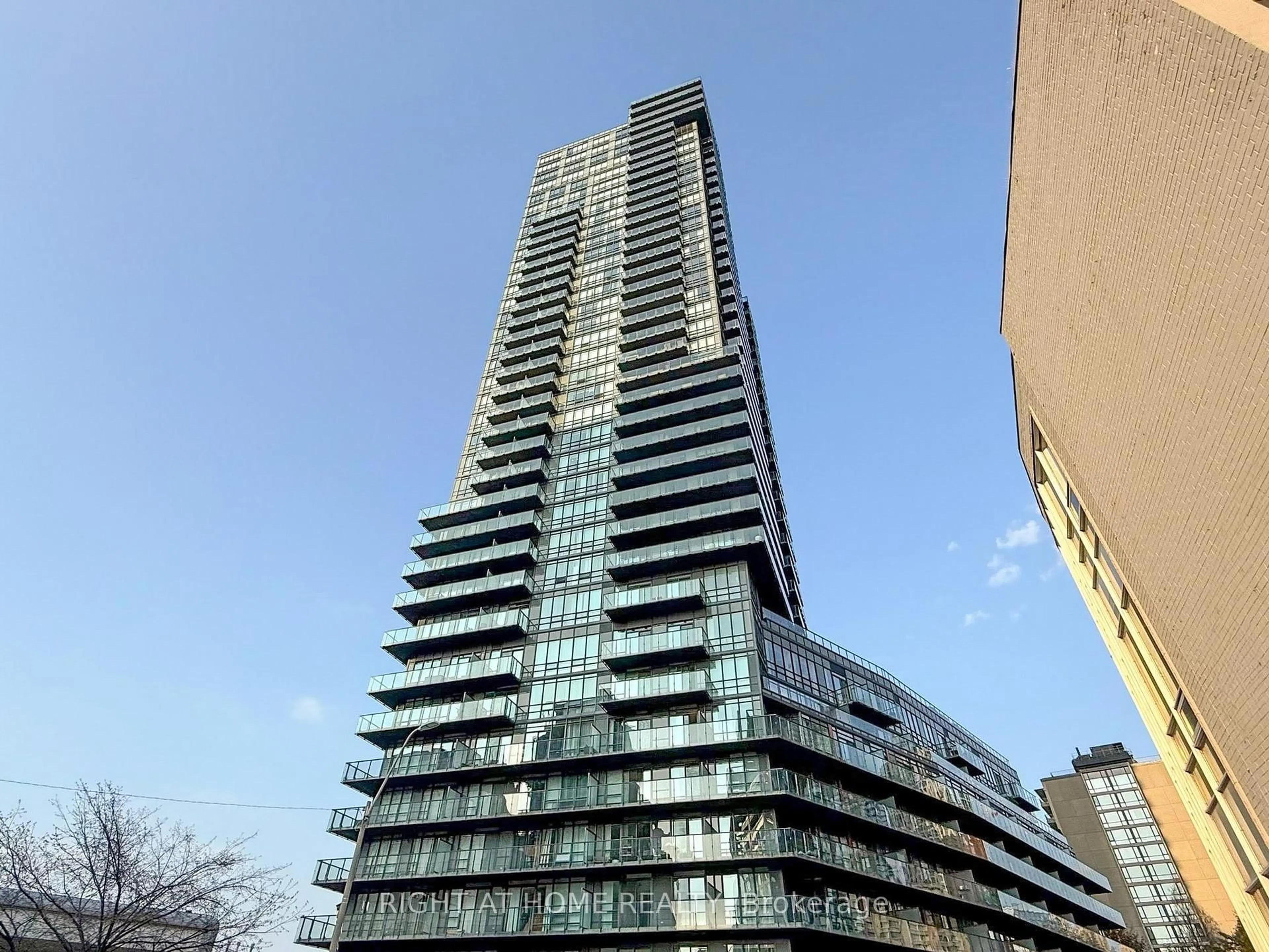 Unknown for 825 Church St #3503, Toronto Ontario M4W 3Z4