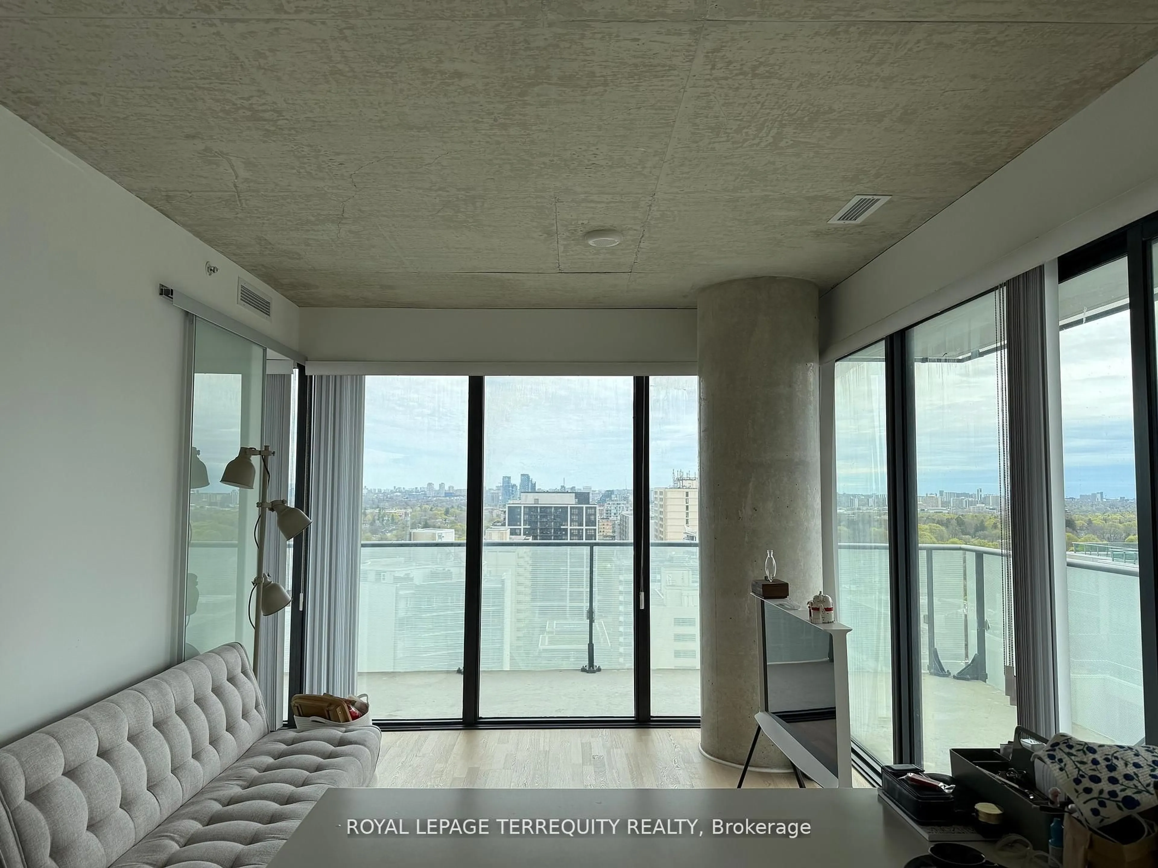 Unknown for 185 Roehampton Ave #1510, Toronto Ontario M4P 0C6