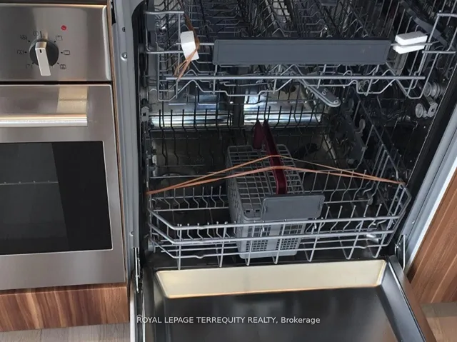 Additional property image - 185 Roehampton Ave Unit 1510