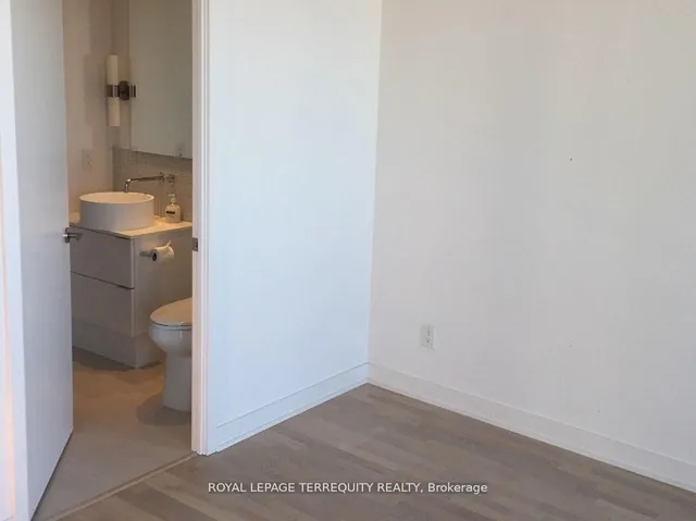 Additional property image - 185 Roehampton Ave Unit 1510