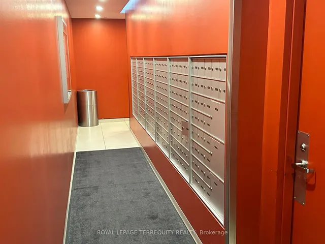 Additional property image - 185 Roehampton Ave Unit 1510