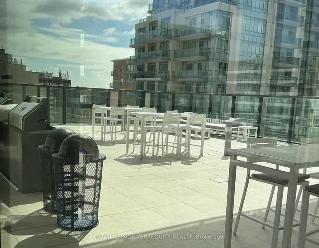 Additional property image - 185 Roehampton Ave Unit 1510