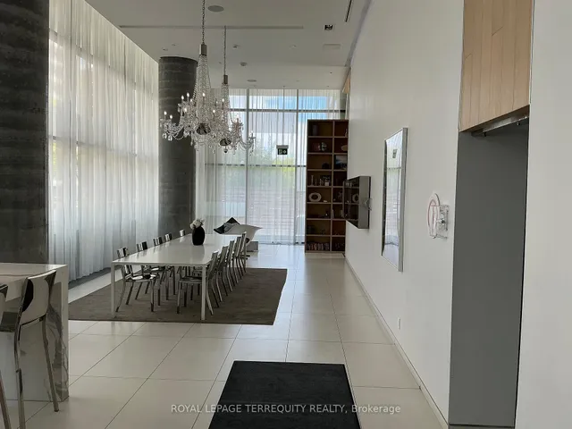 Additional property image - 185 Roehampton Ave Unit 1510