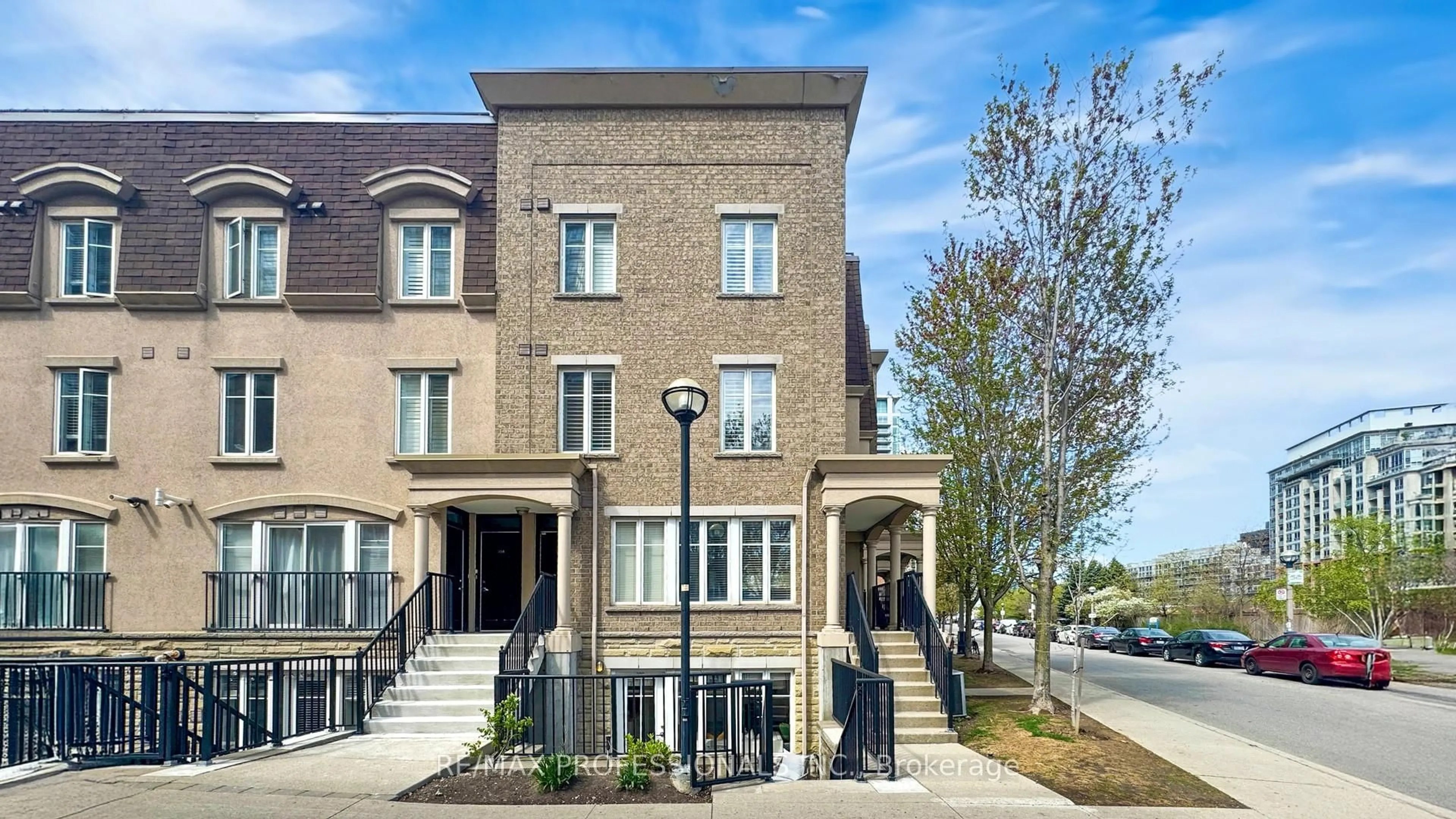 Home with brick exterior material, street for 30 Western Battery Rd #302, Toronto Ontario M6K 3N9