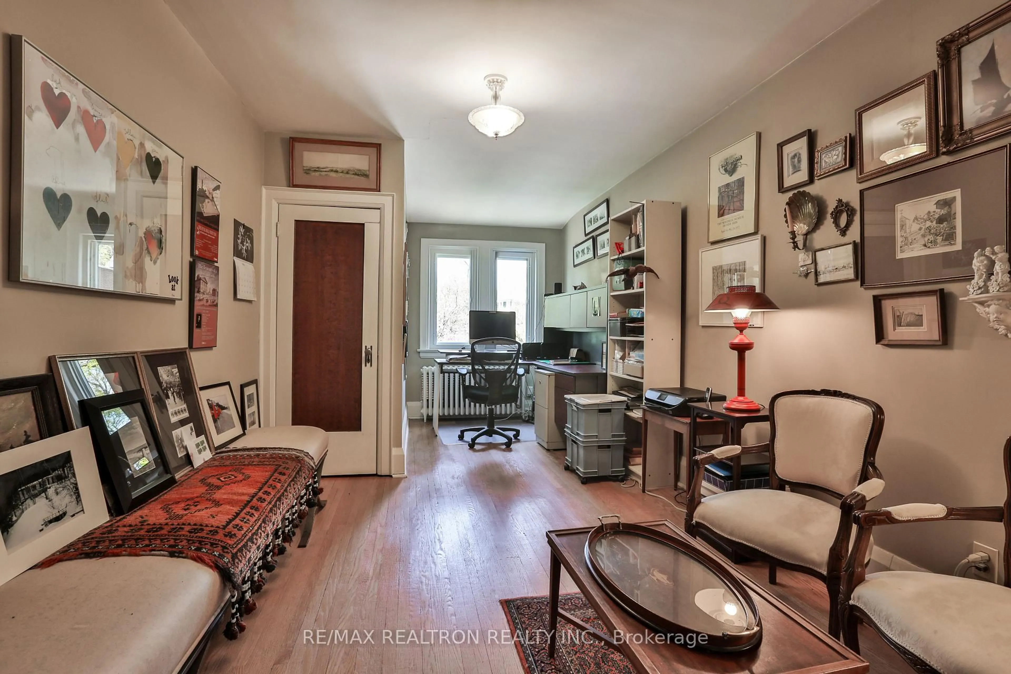 Unknown for 814 Duplex Ave, Toronto Ontario M4R 1W7
