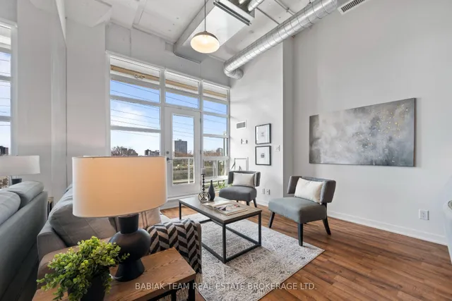 Primary image of 380 Macpherson Ave Unit 340