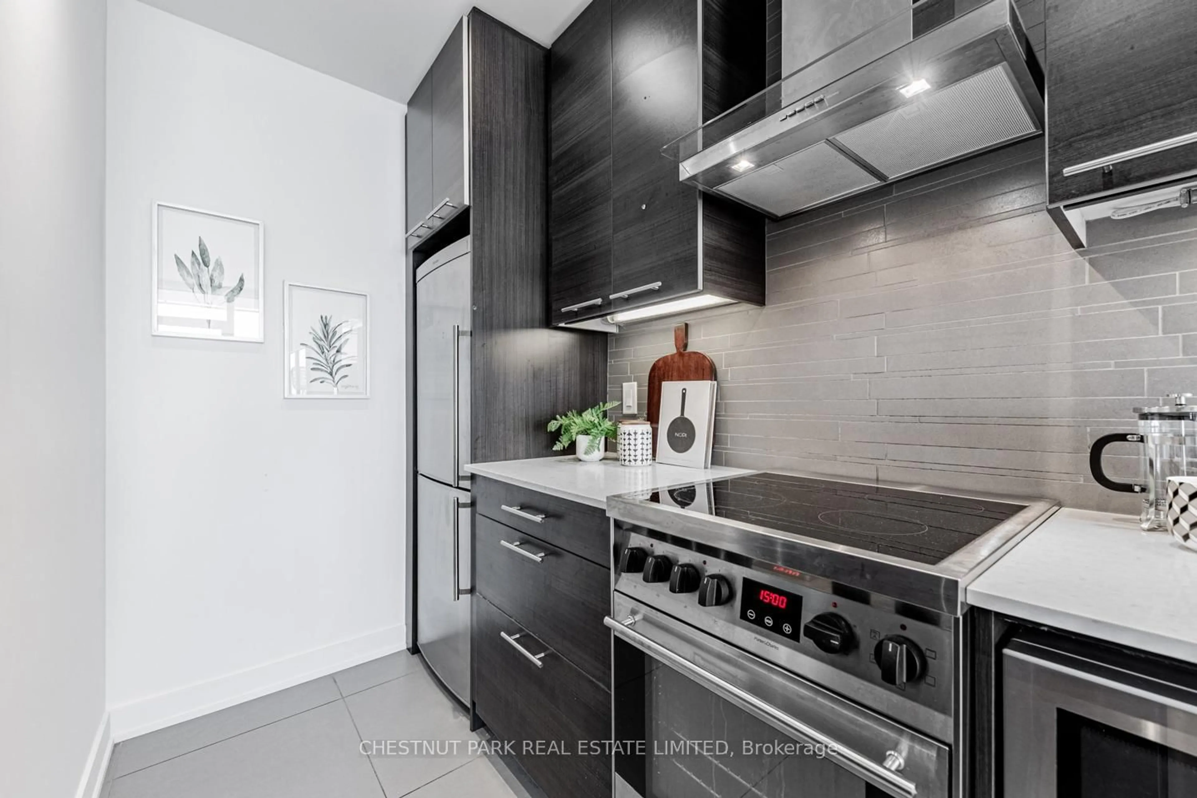 Contemporary kitchen, ceramic/tile floor for 1 Market St #2206, Toronto Ontario M5E 0A3