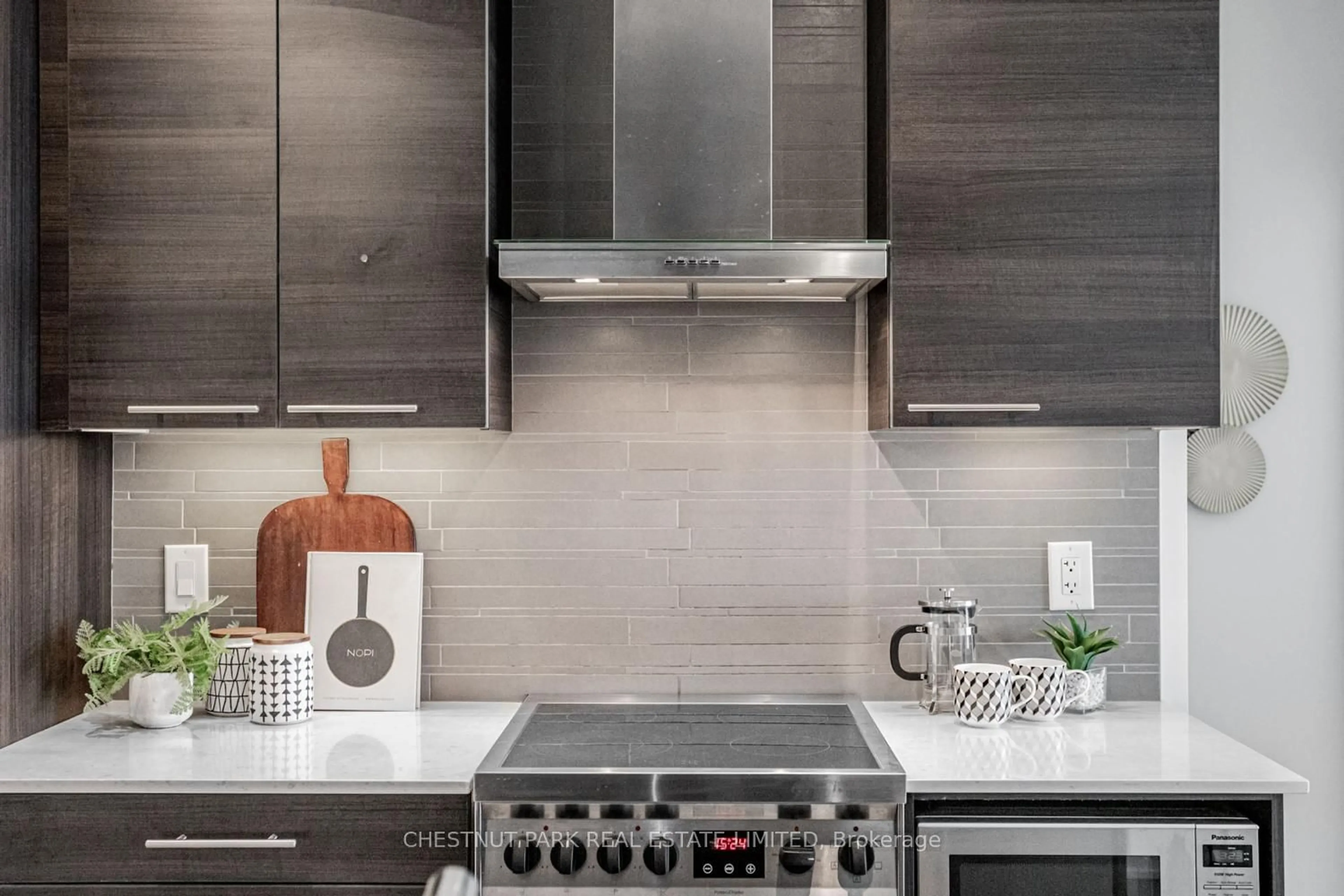 Contemporary kitchen, ceramic/tile floor for 1 Market St #2206, Toronto Ontario M5E 0A3