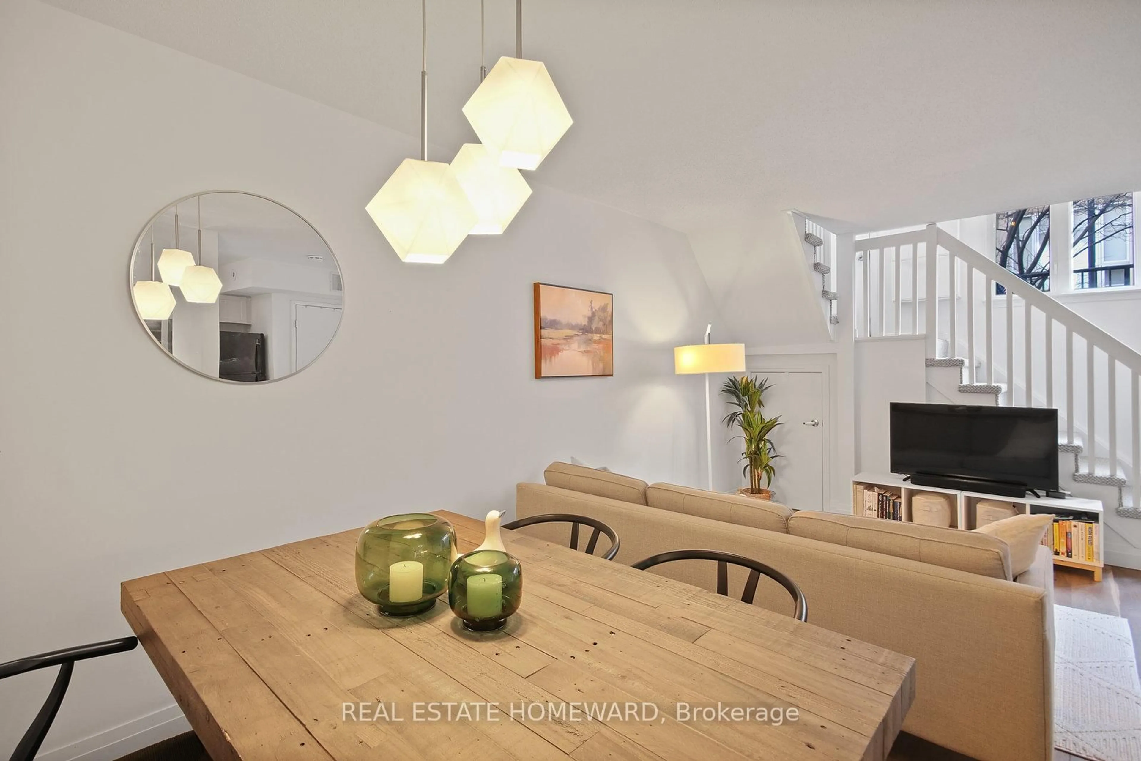 Dining room, wood/laminate floor for 34 Western Battery Rd #429, Toronto Ontario M6K 3N9