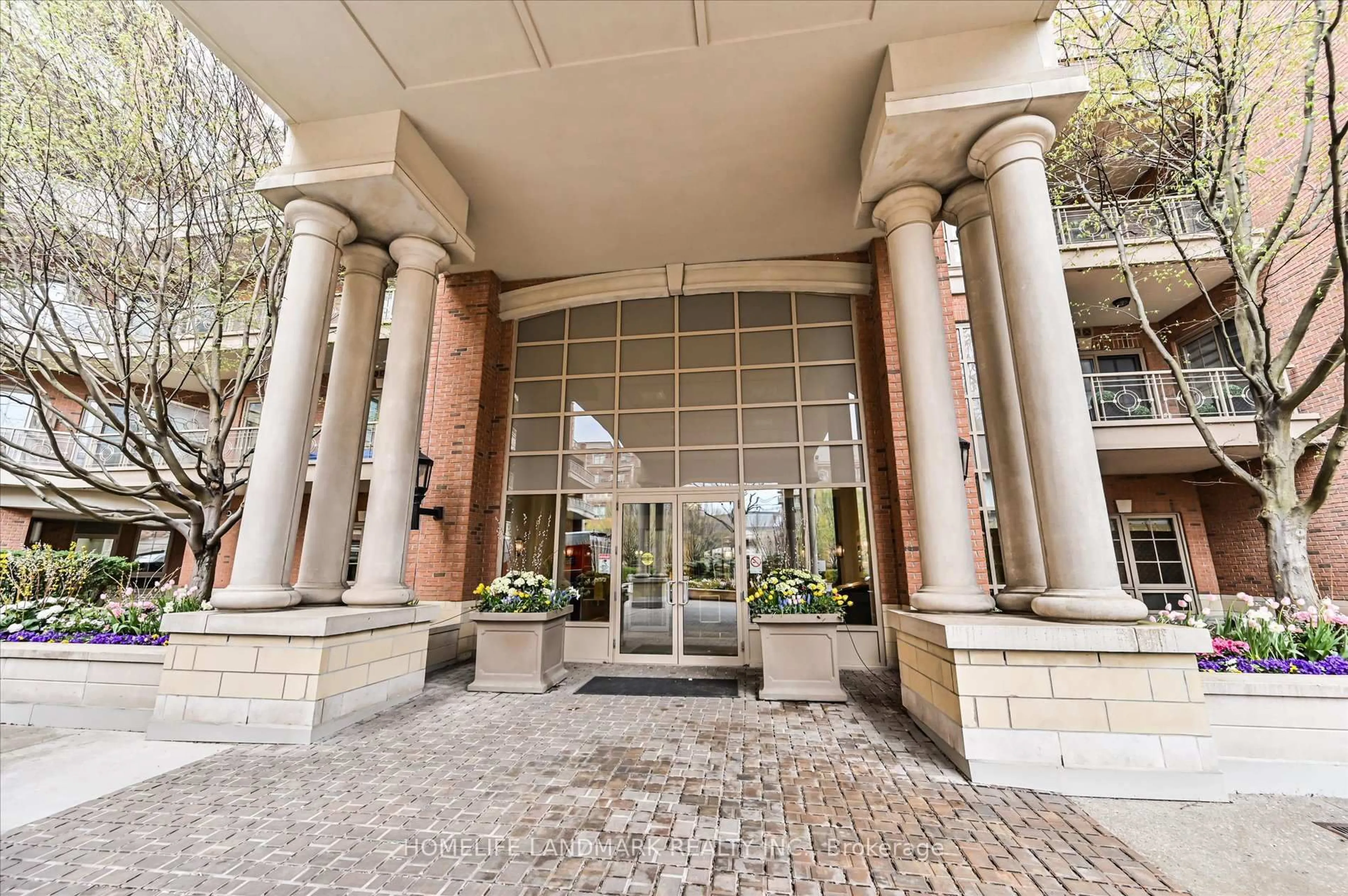 Unknown for 20 Burkebrook Pl #221, Toronto Ontario M4G 0A1