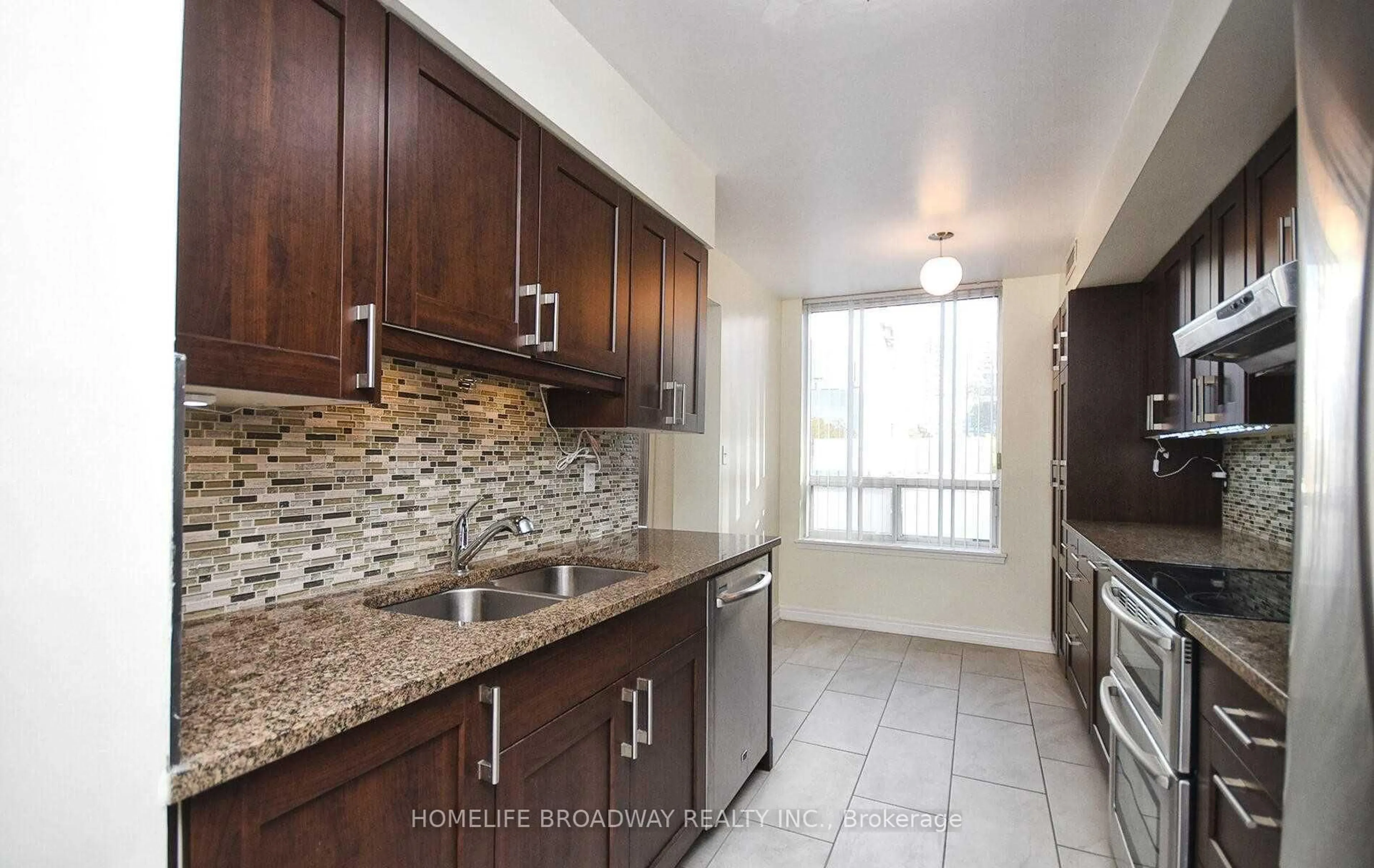 Standard kitchen, ceramic/tile floor for 18 Hillcrest Ave #210, Toronto Ontario M2N 6T5