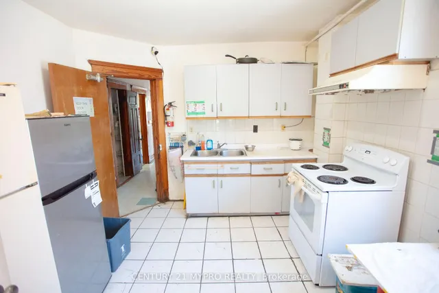 Additional property image - 35 Huron St