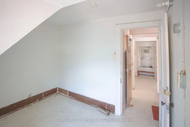 Additional property image - 35 Huron St
