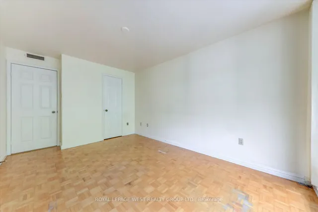 Additional property image - 3900 Yonge St Unit 909
