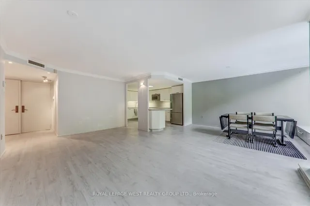Additional property image - 3900 Yonge St Unit 909