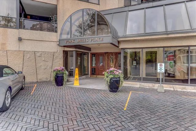Additional property image - 3900 Yonge St Unit 909