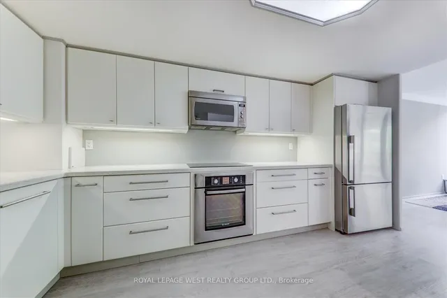 Additional property image - 3900 Yonge St Unit 909