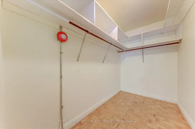 Additional property image - 3900 Yonge St Unit 909