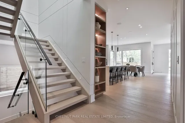Additional property image - 2 Marchwood Dr