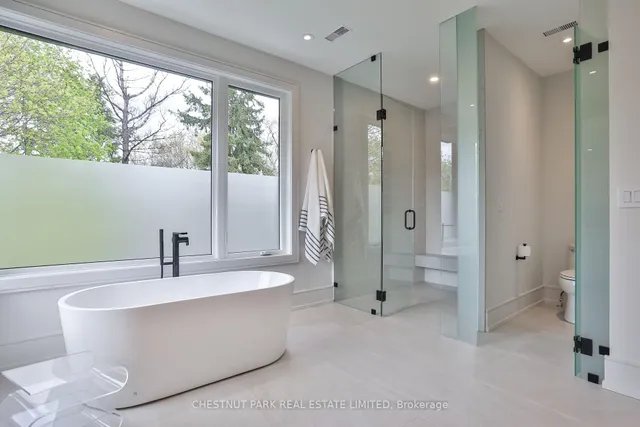 Additional property image - 2 Marchwood Dr