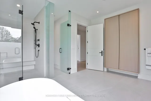 Additional property image - 2 Marchwood Dr