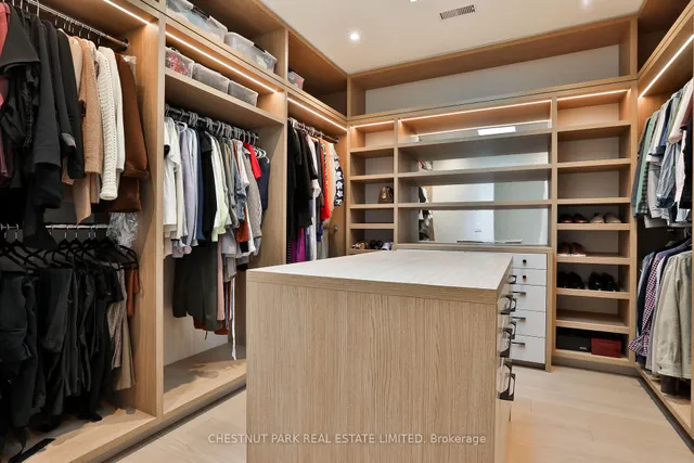 Additional property image - 2 Marchwood Dr