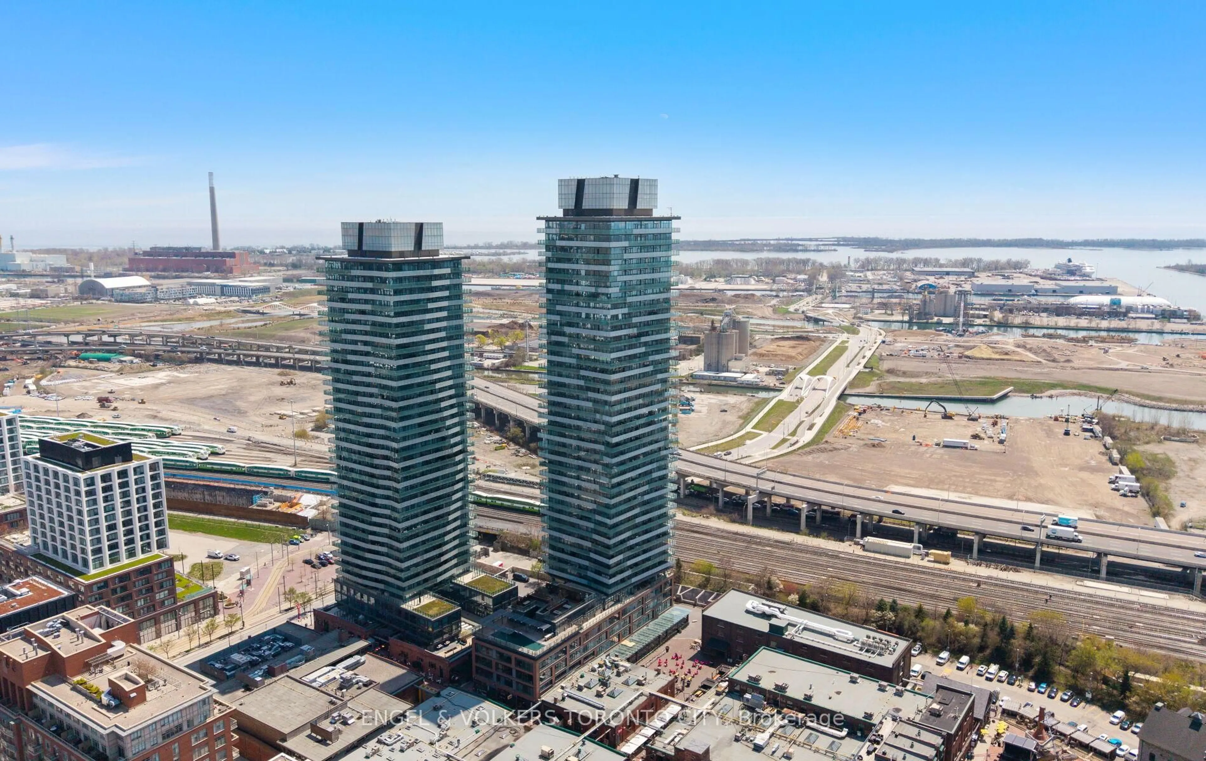 A pic from outside/outdoor area/front of a property/back of a property/a pic from drone, city buildings view from balcony for 70 Distillery Lane #2105, Toronto Ontario M5A 0E3