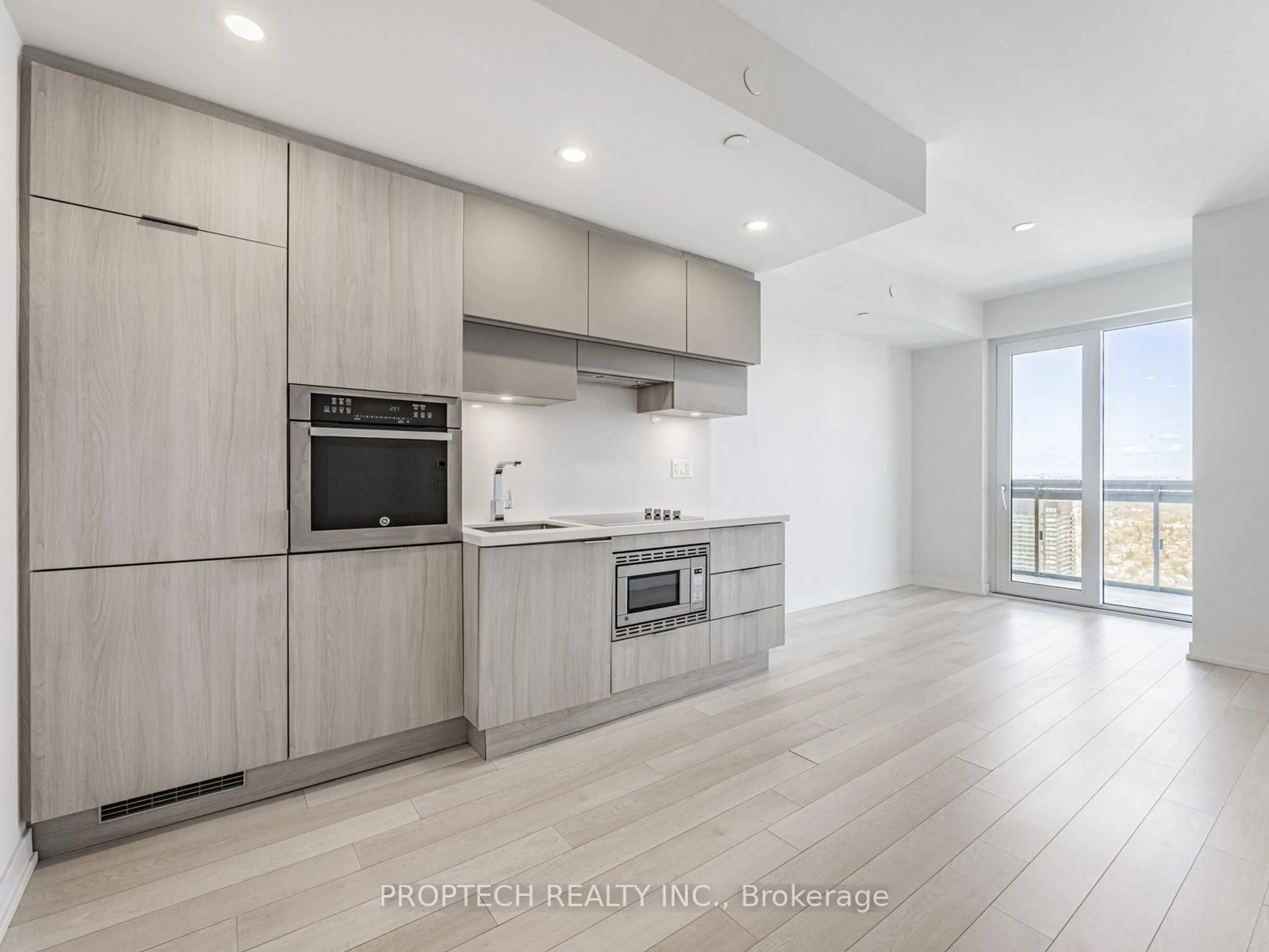 Open concept kitchen, unknown for 39 Roehampton Ave #4201, Toronto Ontario M4P 1P9
