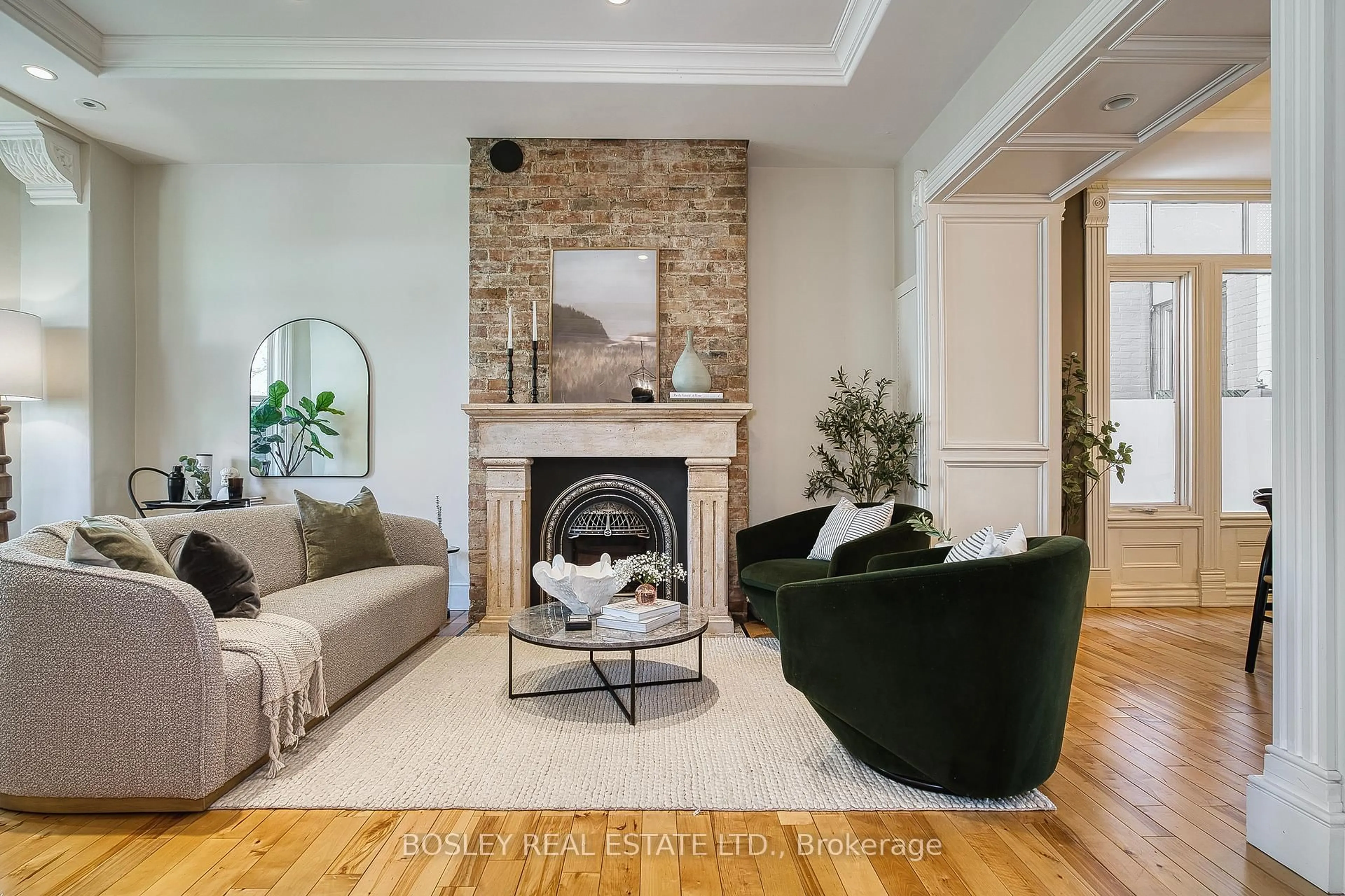 Living room with furniture, unknown for 83 Willcocks St, Toronto Ontario M5S 1C9