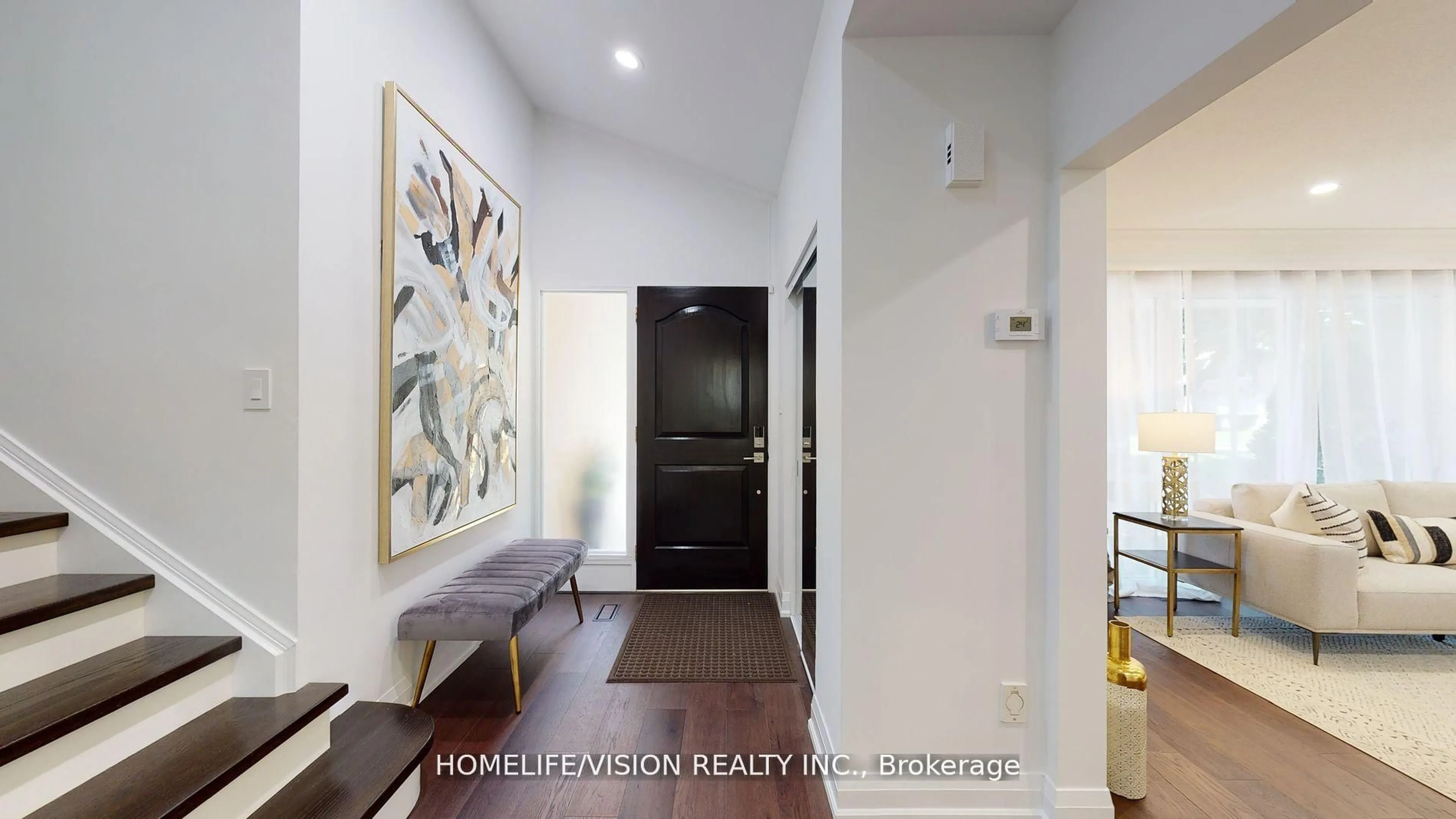 Indoor entryway for 12 Flaremore Cres, Toronto Ontario M2K 1V1