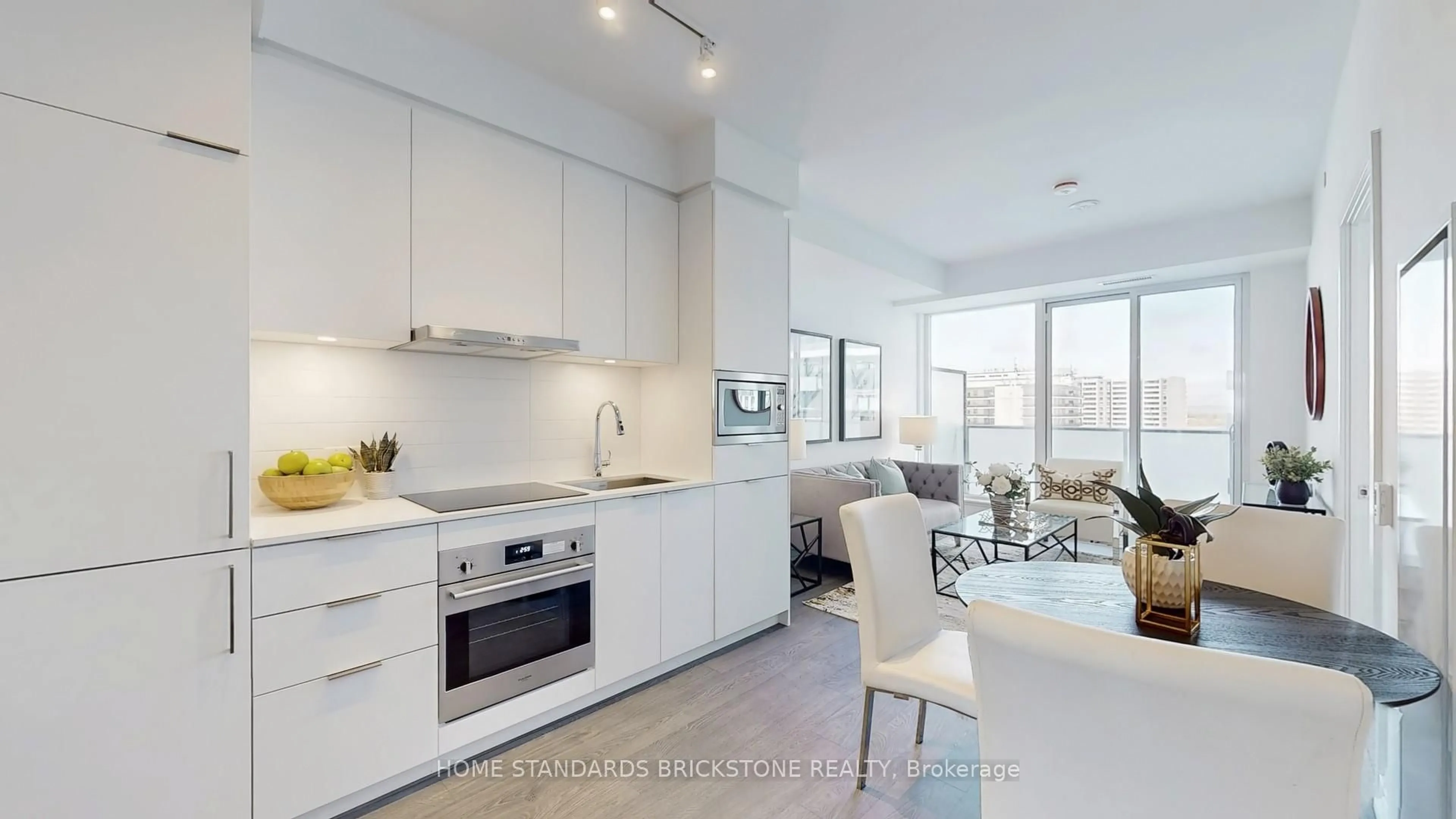 Open concept kitchen, ceramic/tile floor for 8 Olympic Garden Dr #S1014, Toronto Ontario M2M 0B9