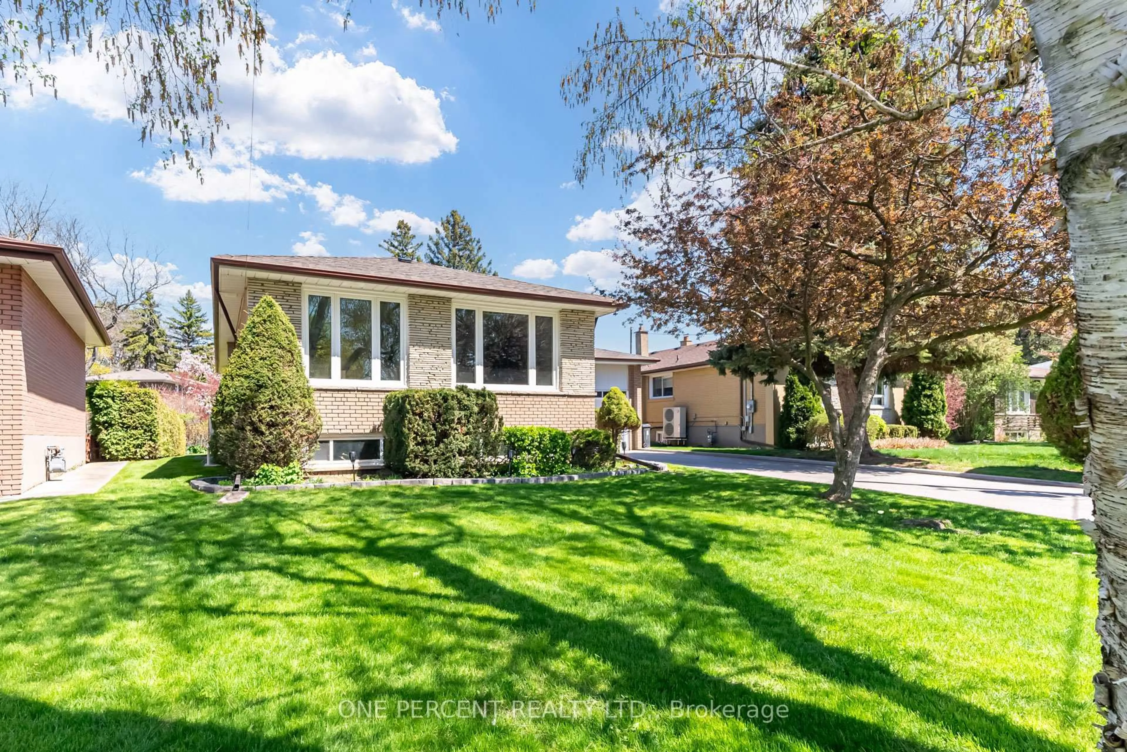 Unknown for 9 Geraldton Cres, Toronto Ontario M2J 2R5
