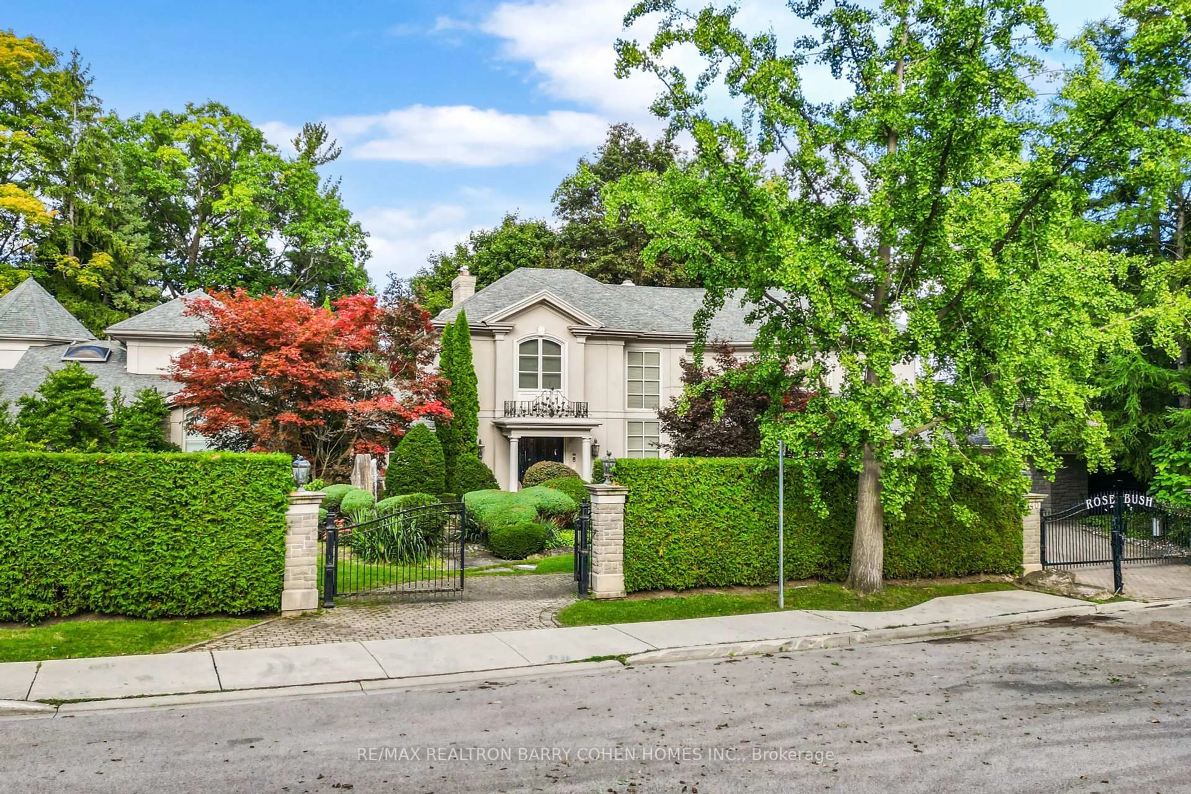 Unknown for 340 Riverview Dr, Toronto Ontario M4N 3E1