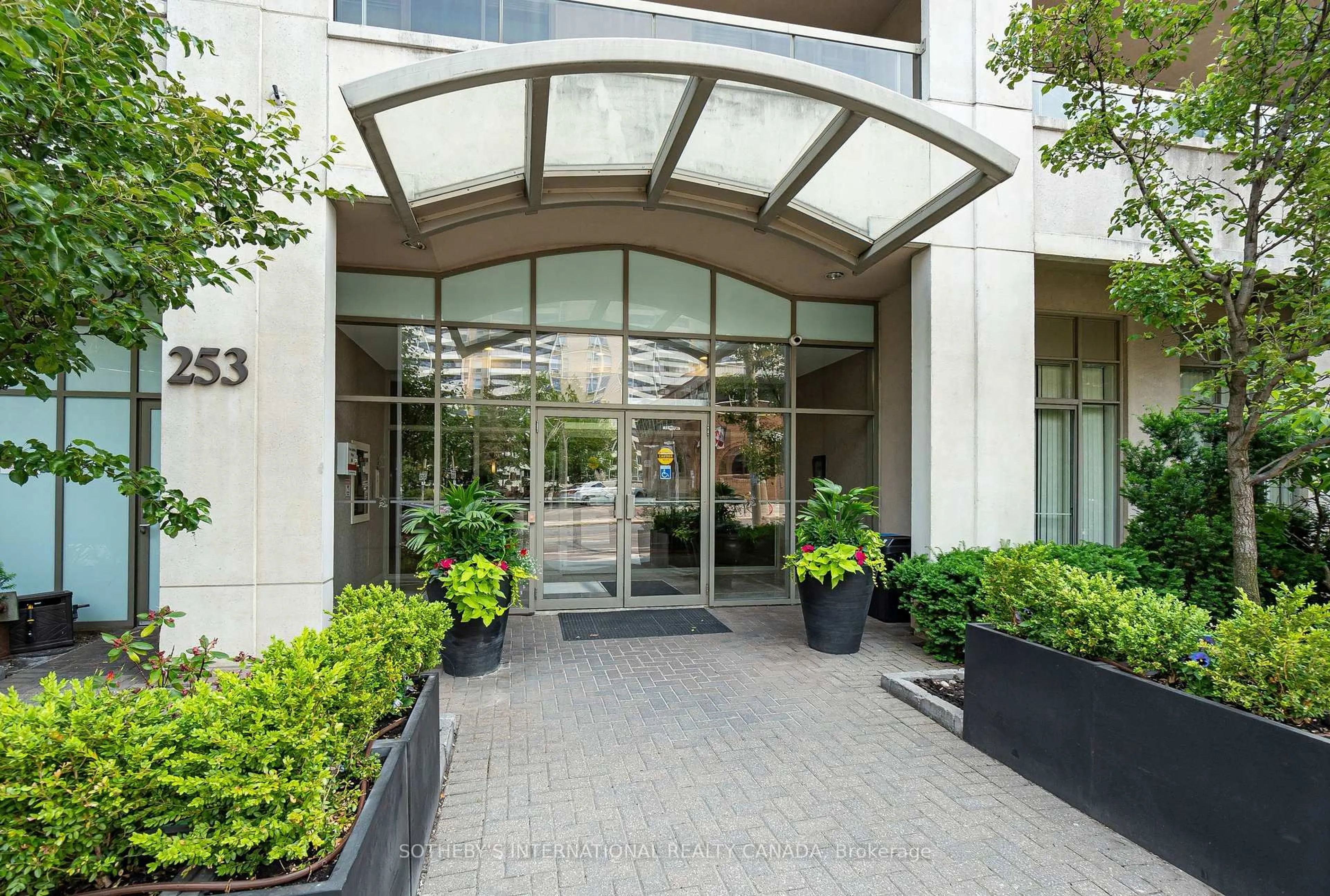 Unknown for 253 Merton St #215, Toronto Ontario M4S 3H2