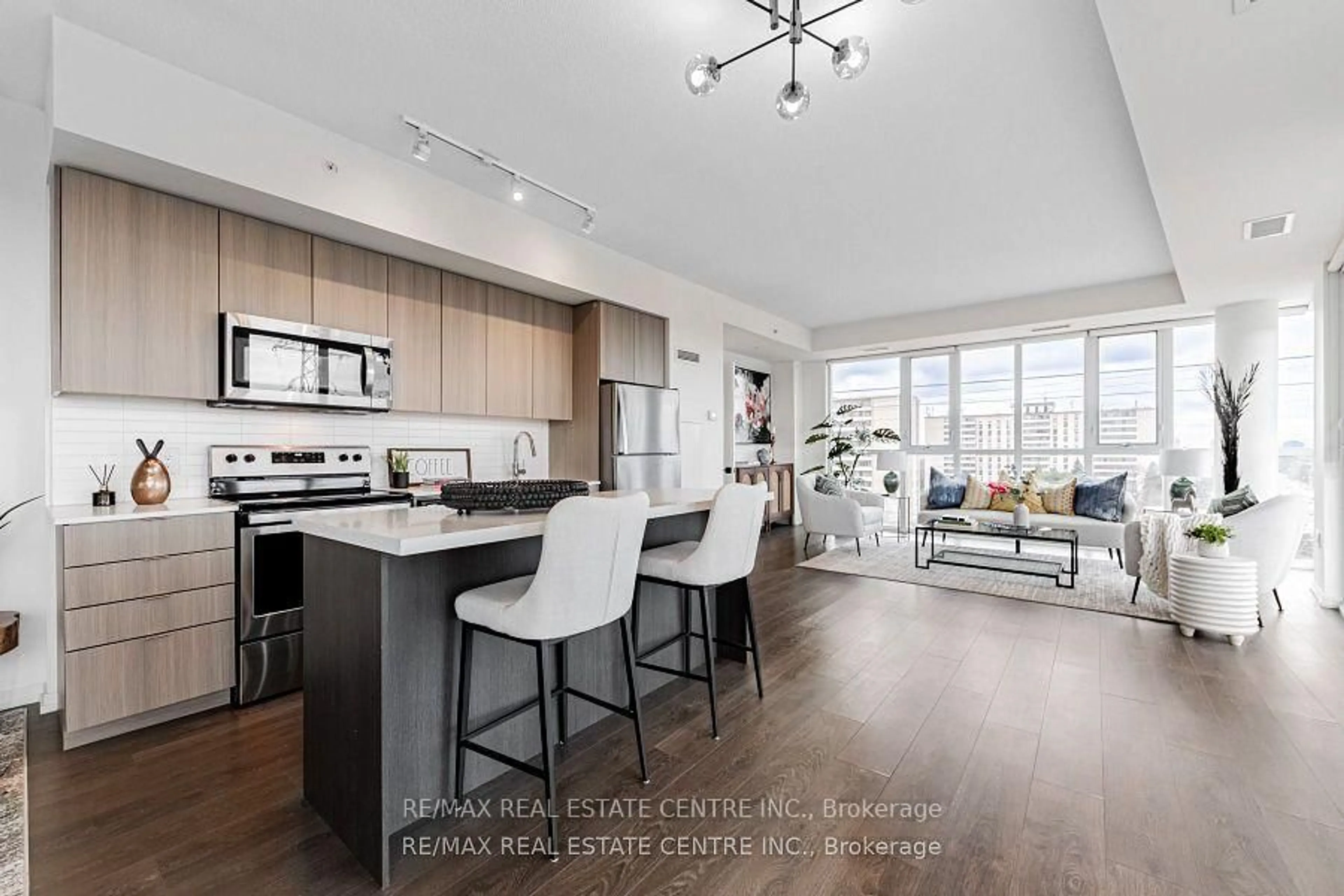 Open concept kitchen, unknown for 3237 Bayview Ave #713, Toronto Ontario M2K 2N4