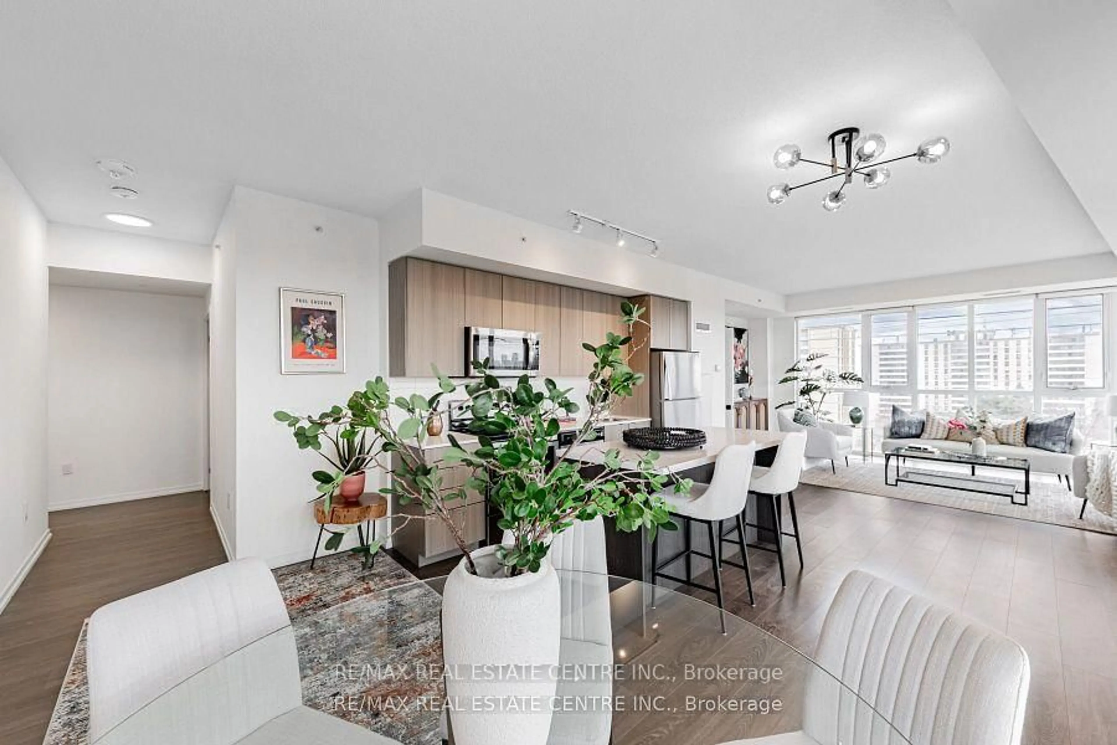 Unknown for 3237 Bayview Ave #713, Toronto Ontario M2K 2N4