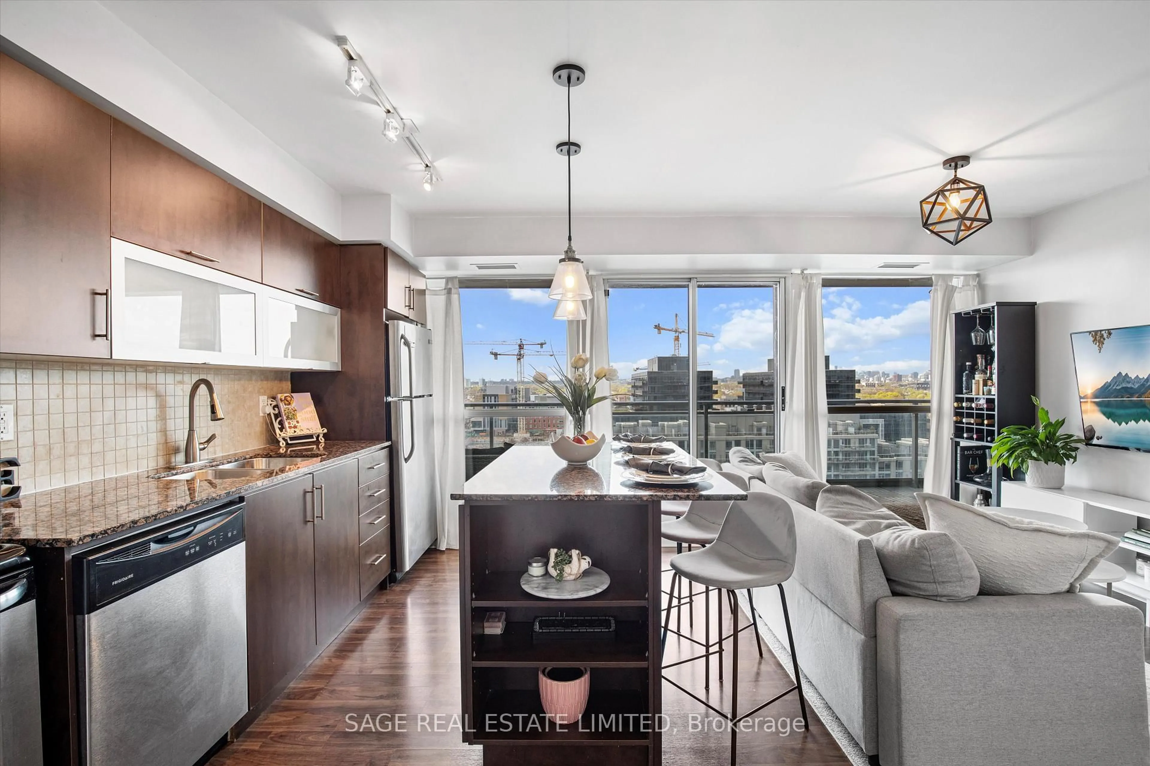 Open concept kitchen, unknown for 100 Western Battery Rd #1508, Toronto Ontario M6K 3S2