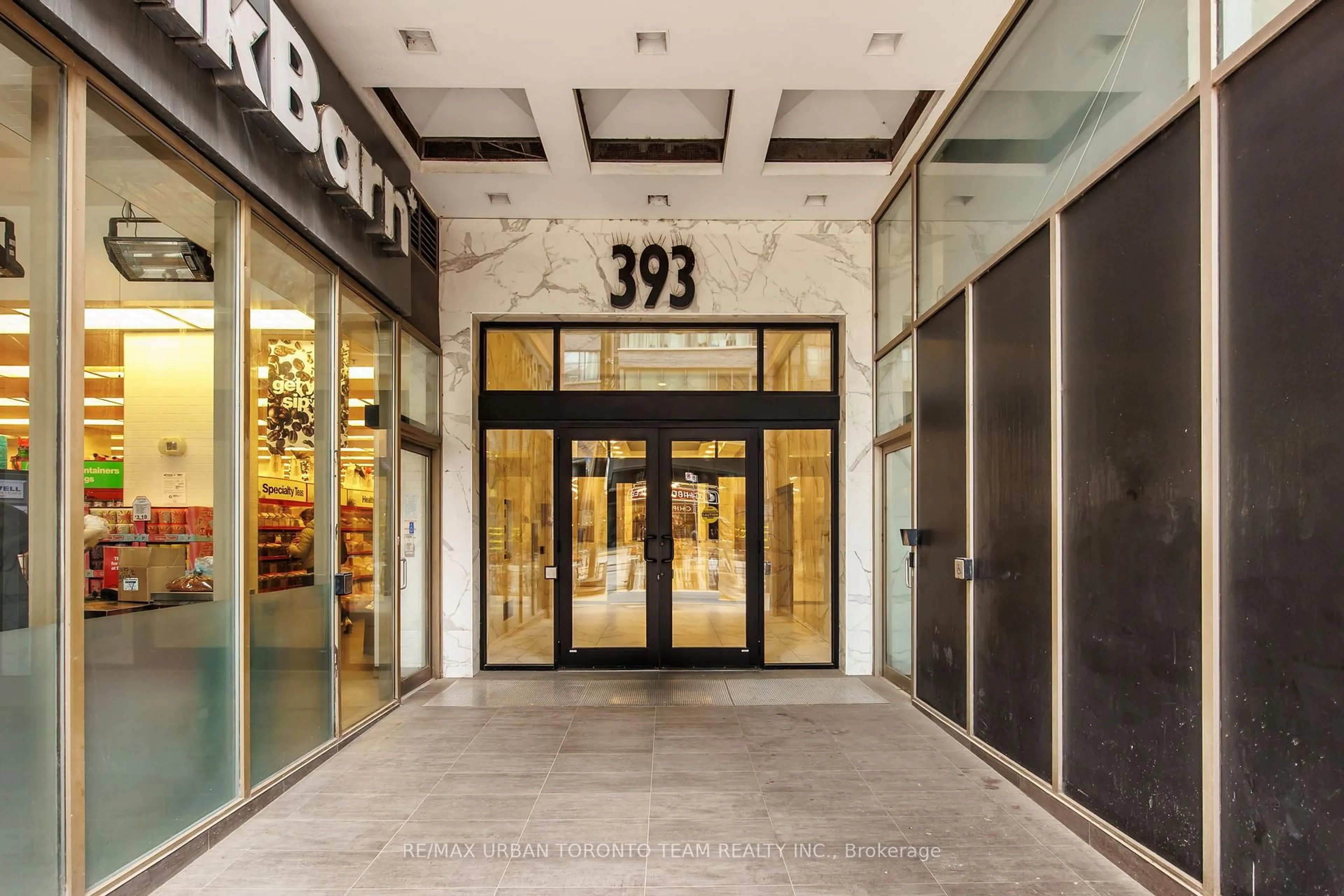 Unknown for 393 King St #401, Toronto Ontario M5V 3G8