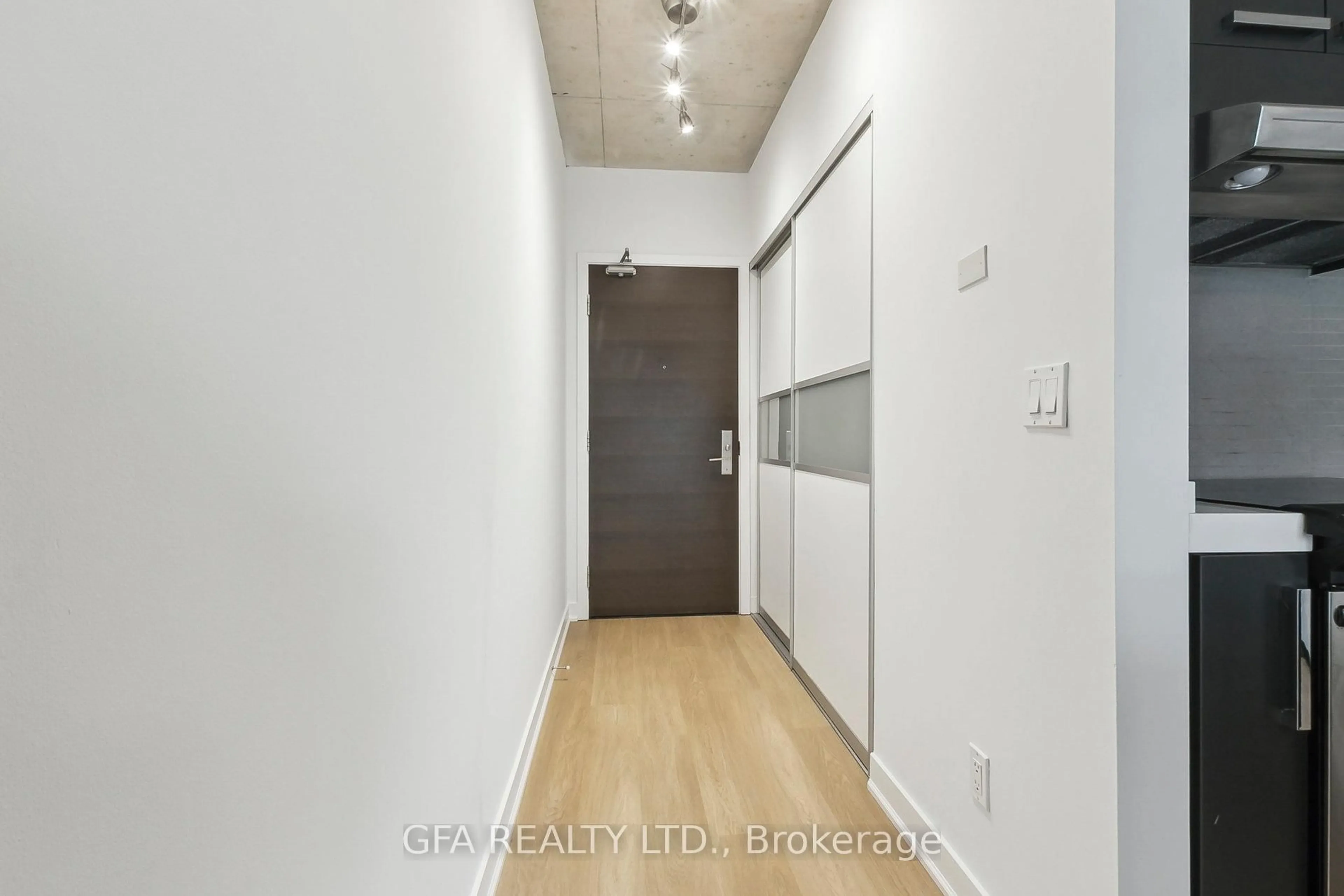 Unknown for 55 Stewart St #413, Toronto Ontario M5V 2V1