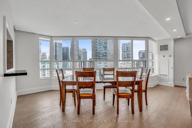 Additional property image - 71 Simcoe St Unit 2103