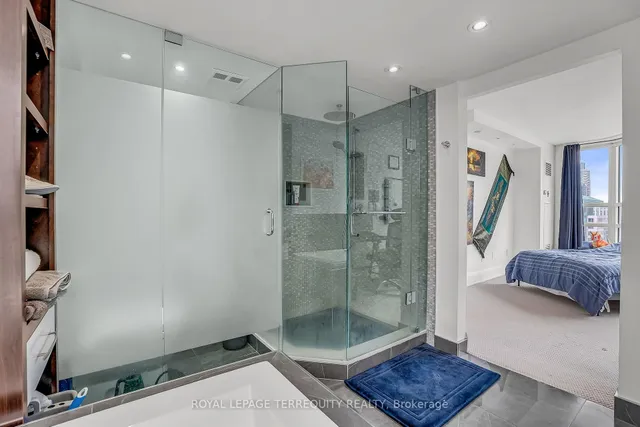 Additional property image - 71 Simcoe St Unit 2103