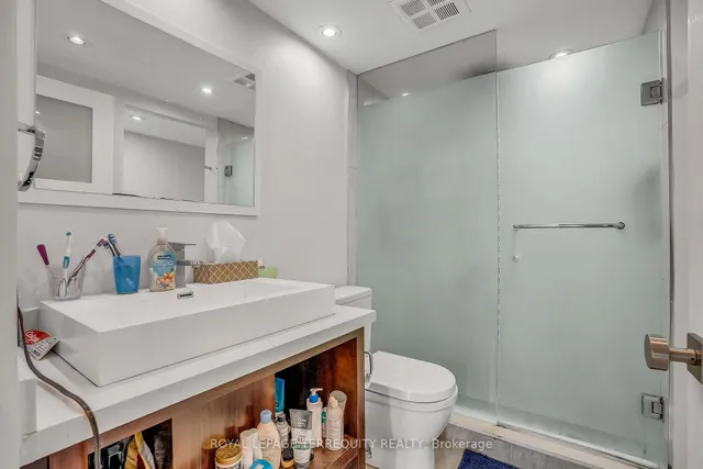 Additional property image - 71 Simcoe St Unit 2103