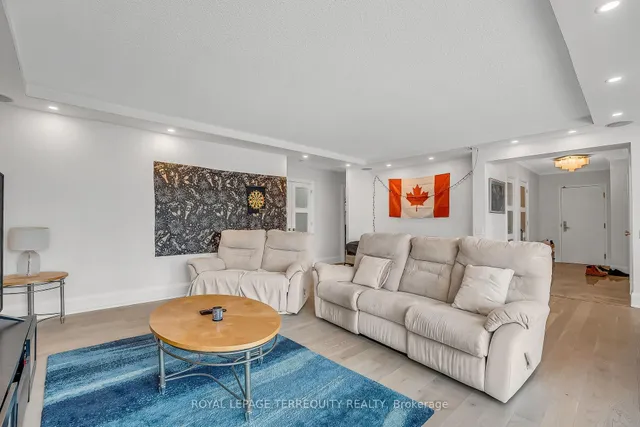 Additional property image - 71 Simcoe St Unit 2103