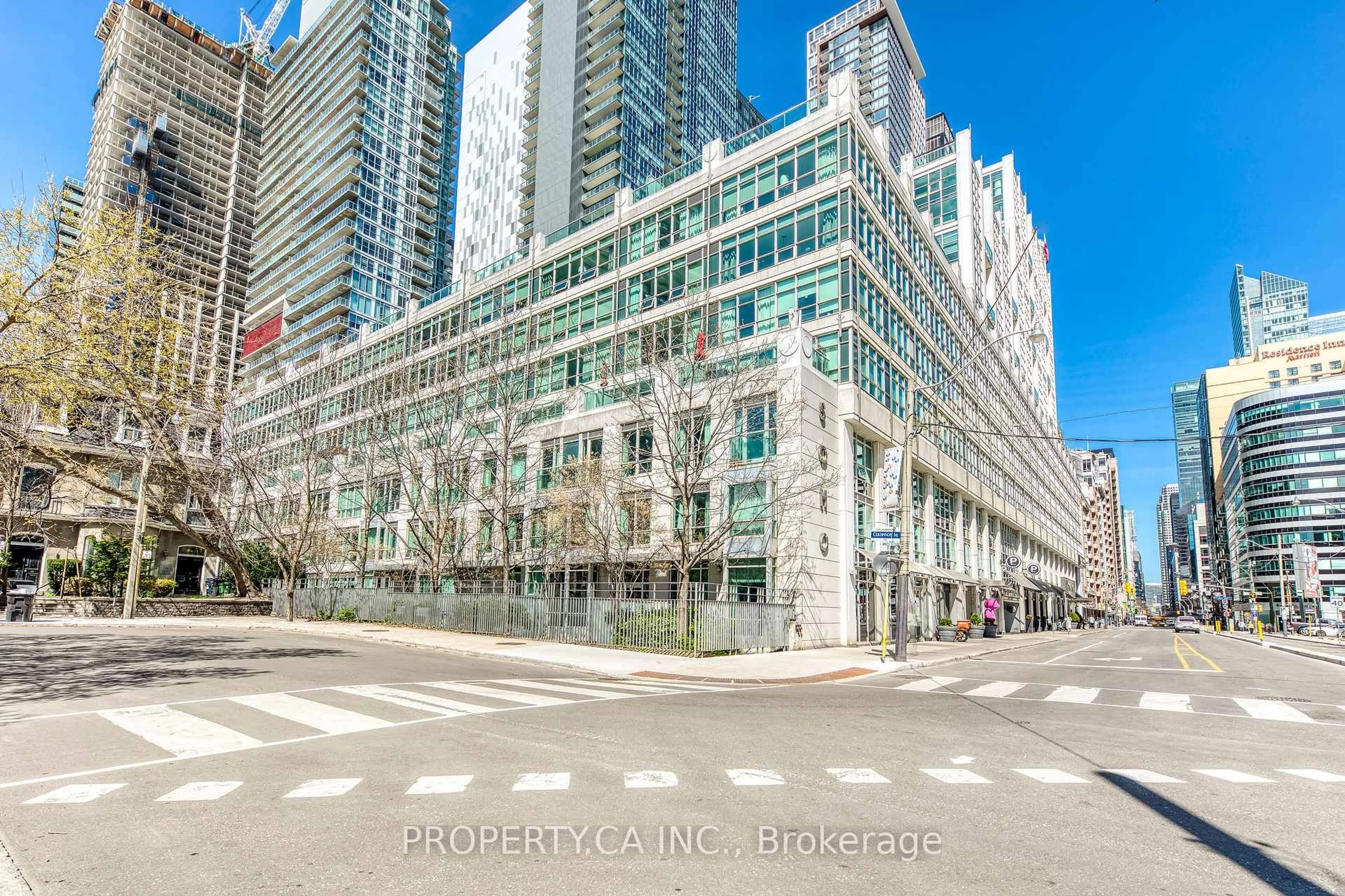 Patio, street for 350 Wellington St #M07, Toronto Ontario M5V 3W9