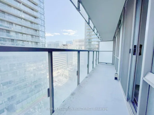 Additional property image - 37 Grosvenor St Unit 1009