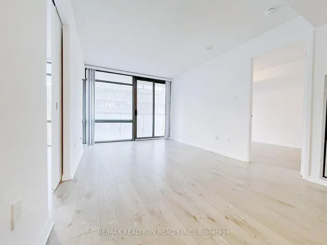 Additional property image - 37 Grosvenor St Unit 1009