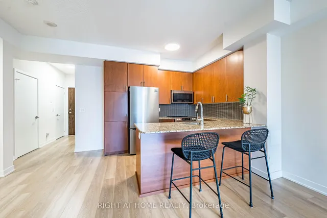 Additional image 38 of 260 Sackville St Unit 201