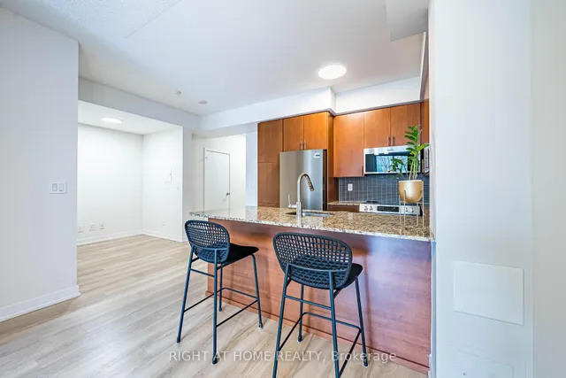 Additional image 37 of 260 Sackville St Unit 201